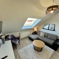 Gästeapartment Schkeuditz Dachgeschoss, viešbutis mieste Škoidicas