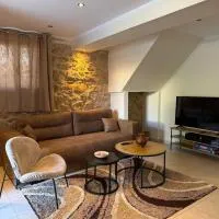 To Petrino apartment, hotel en Kyparissia