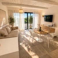 Suite delle Rose, hotel a Baja Sardinia