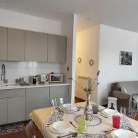 La Casa di Giada, appartamento a piano terra con aria condizionata, wi-fi e parcheggio gratuito, hotel en Poggi