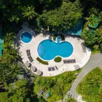 Manzanillo Caribbean Resort، فندق في بويرتو فيجو