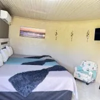 Mbizana Lifestyle، فندق في Monzi