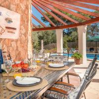 Villa S&aacute;nchez ETV/3020, &xi;&epsilon;&nu;&omicron;&delta;&omicron;&chi;&epsilon;ί&omicron; &sigma;&epsilon; Santanyi