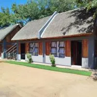 Shalakwe Hills Eco-Cabins, hotel di Kasane Airport