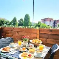 Italo House, hotel v destinaci Opera