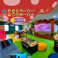 Retro Gaming Corner - Arcade Games - Jacuzzi - Sauna - Switch 2, hotel u gradu Courcelles