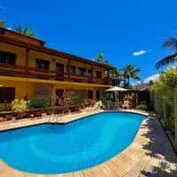 Residencial Villa Cris - Jd. São Lourenço/Itaguaré, hotel in Bertioga