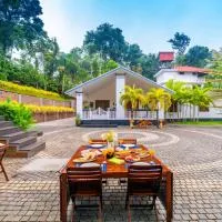 Stayvista at Haven Grandeur - Coorg Virajpet, Hotel in Ammatti