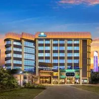 Days Hotel BY WYNDHAM Guangzhou International Financial City Keyun Road Metro Station Branch - Free Shuttle Bus to Canton Fair Complex During Canton Fair Period, hotelli Guangzhoussa
