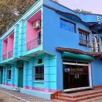 Jhargram Eshani Hotels and Guest House, хотел в Jhārgrām