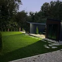 HARIZMA LUX Banja Vrujci، فندق في Popadić