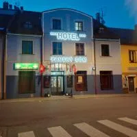 Kostelec nad Orlicí में, होटल Hotel Panský dům