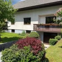 Mountain View Mojstrana、モイストラナのホテル
