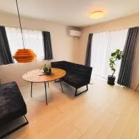 新築一棟貸切 民宿 夢 駐車場2台無料 コンビニ徒歩2分 市街地へ好アクセス, hotel di Matsuyama