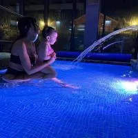 Q Resort and Spa, hotel en Săcele