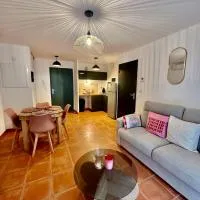 Charmant appartement lumineux avec terrasse, hotel en Cavaillon