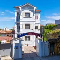 Hotel Shkodra L, hotel em Shkodër