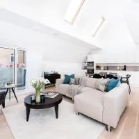 Top Floor Duplex - Dual Terraces, hotel Ealingben