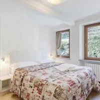 Maison Sandra, hotel u gradu Introd