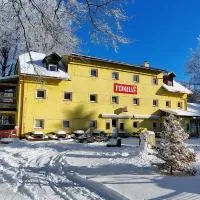 Chata Florian, hotel v Adolfove