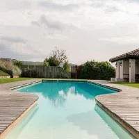 Relais dei Poderi Einaudi, hotel u gradu Doljani