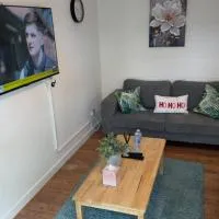 Two-bedroom house with a workspace in Basildon, hotel em Nevendon