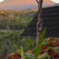 Laa Cabana Lombok Glamping, hotel sa Sapit