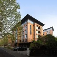 The Nook Design Hotel Hangzhou, 20 mins to West Lake and Lingyin Temple, hotel in Hangzhou