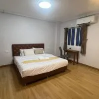 บ้านตลาด สัตหีบ, hotel a Sattahip