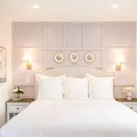 Kildahl House - Boutique Farmhouse Suite #3, hotel a West Dundee