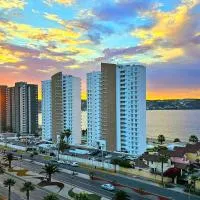 Lujo y Vista al Mar, Playa 200 m, WiFi, Parking – hotel w mieście Coquimbo