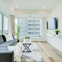 Elegant Open-Concept Condo in Downtown K-W, hotel u gradu Kičener