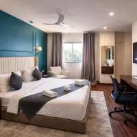 Turquoise Kharadi A Business Hotel, hotel di Jāmb