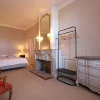 Chambre n2 Maison dHôtes de Charme, hotel en Maizières