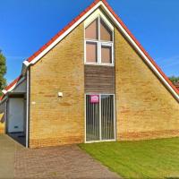 Bungalow in Breskens near Waterfront Beach, Hotel in Breskens