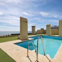 Apartment - Car included, hotel en Estepona