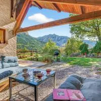 Gîte Le Montagn'art, hotel u gradu 'Beauvezer'