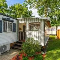 Mobil Home 6p - Près de la mer, hotelli kohteessa Sémussac