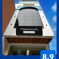 Townhouse Bairhana Road Prayagraj, hotel di Colonelganj