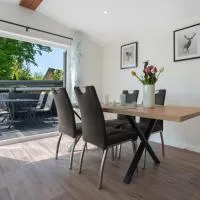 Haus Waldblick, hotel em Saal