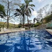 Alegría Lodge, ξενοδοχείο σε Curiti