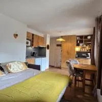 Studio Edelweiss proche Megeve, hotel v destinácii Flumet