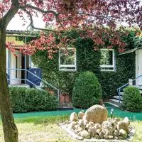 Ferienwohnung am Wald: Hagenow şehrinde bir otel
