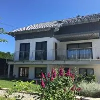 Ferienwohnung Gluiber, hotell i Beuren