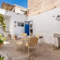 Casa Solariega con encanto، فندق في Padul