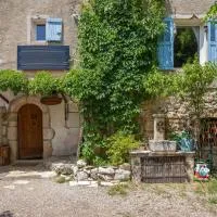 Appart Authentique et Confortable, hotel v destinaci Valderoure