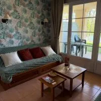 Lake view Appartment، فندق في مونفلاكين