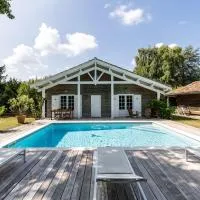 La Maison Des Voyages, hotel a Saint-Aubin-de-Branne