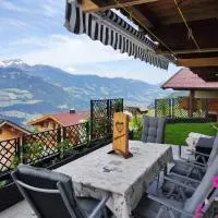 Ferienwohnung Zillertalblick, hotelli kohteessa Stummerberg