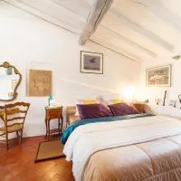 Grand Studio Terrasse-Loft Bohème, hotel di Maureillas
